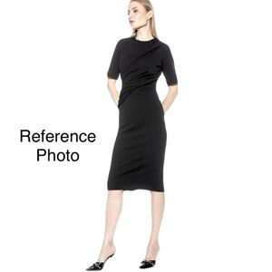 NWT Maggy London Short Sleeves Pleated Sheath Dress